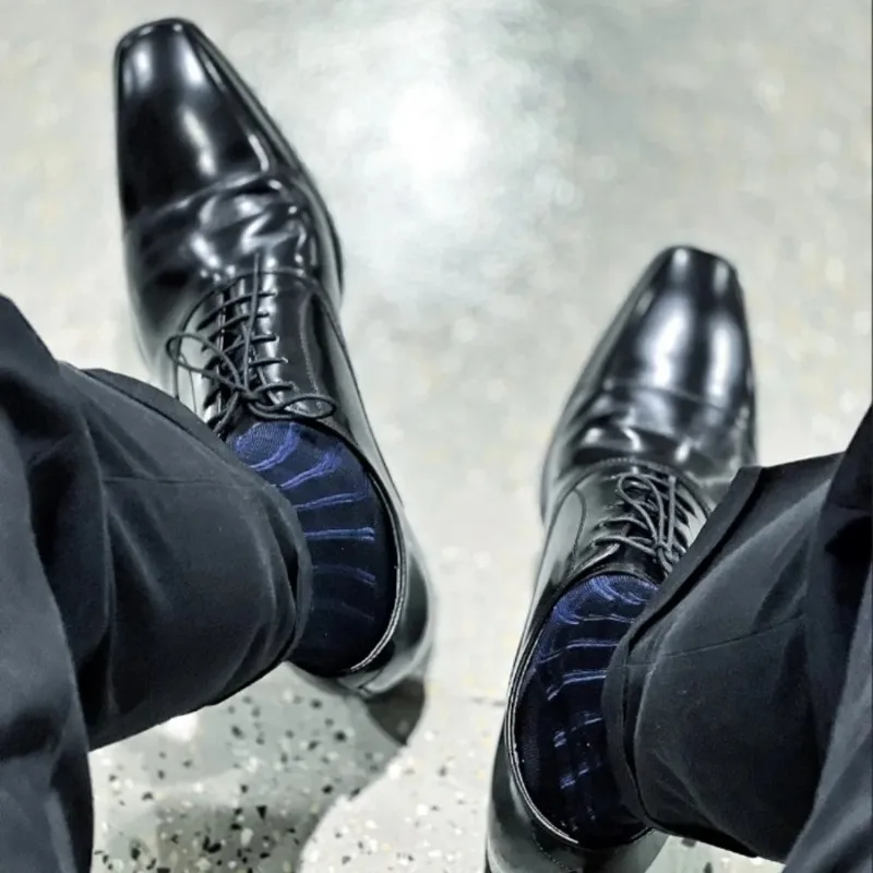 Men Formal Wear Pinterest - ถุงเท้าลายทางผู้ชาย ถุงเท้ายาวบางเฉียบสำหรับชุดสูท ถุงเท้าผ้าไหมบางเซ็กซี่ ถุงน่องบางเฉียบ ถุงเท้าธุรกิจสำหรับผู้ชาย