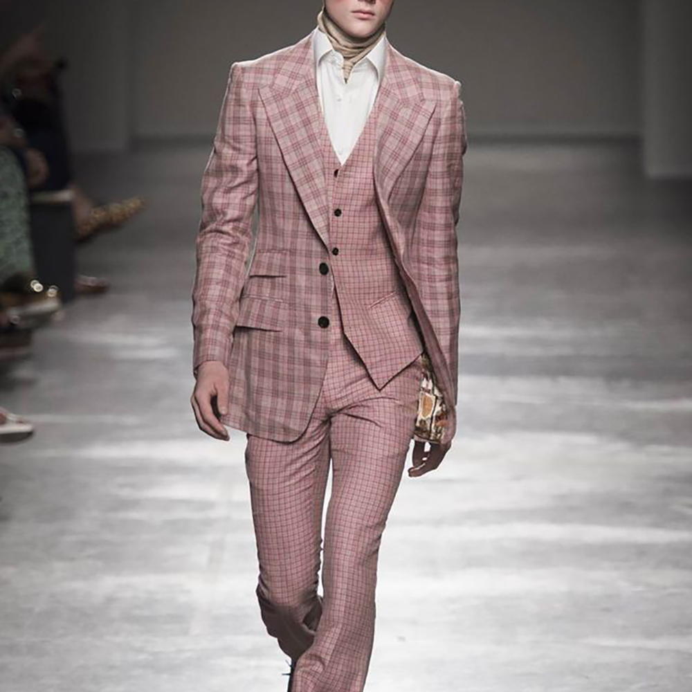 ชุดสูทผู้ชายลายตารางสีชมพู 3 ช - Men Formal Wear Pink บทวิจารณ์และราคา